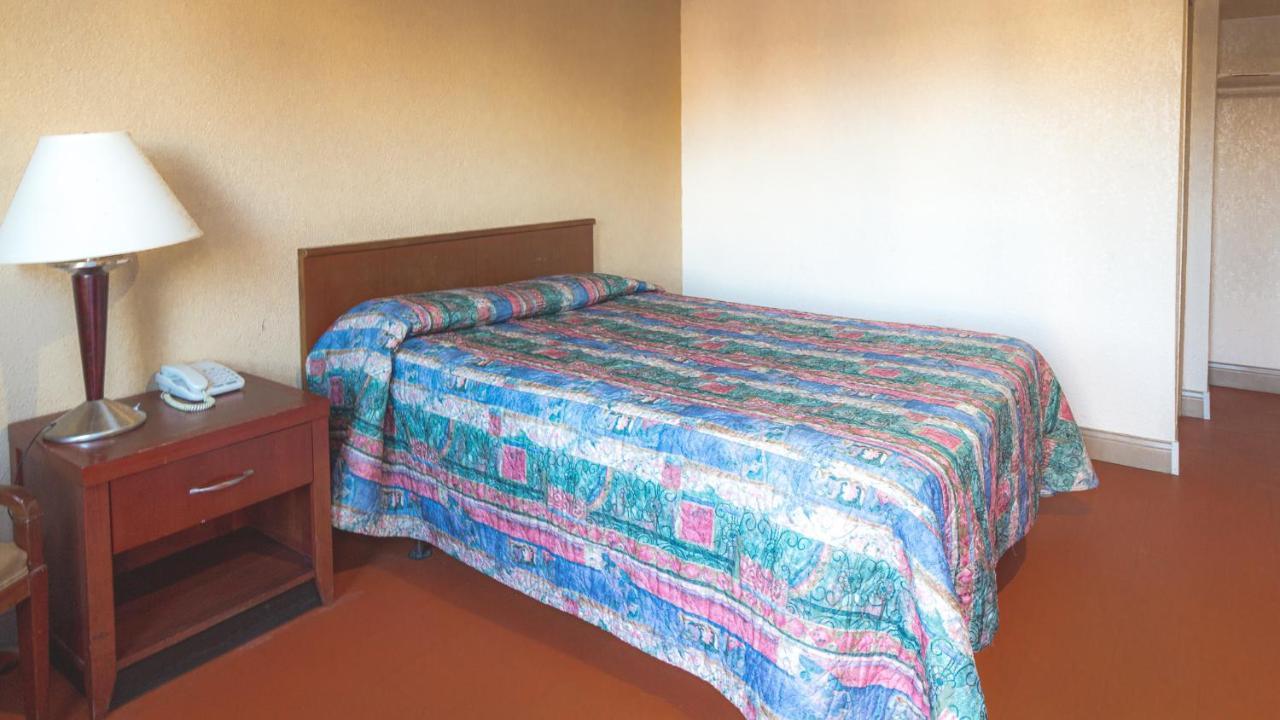 Red Horse Motel Dayton Moraine Εξωτερικό φωτογραφία
